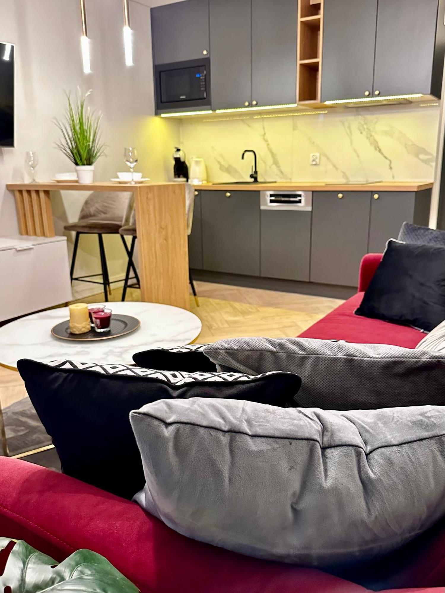 Apartamenty Kielce- Apartament Saphire Przy Zalew Kielecki, Faktura, Parking, Centrum Esterno foto