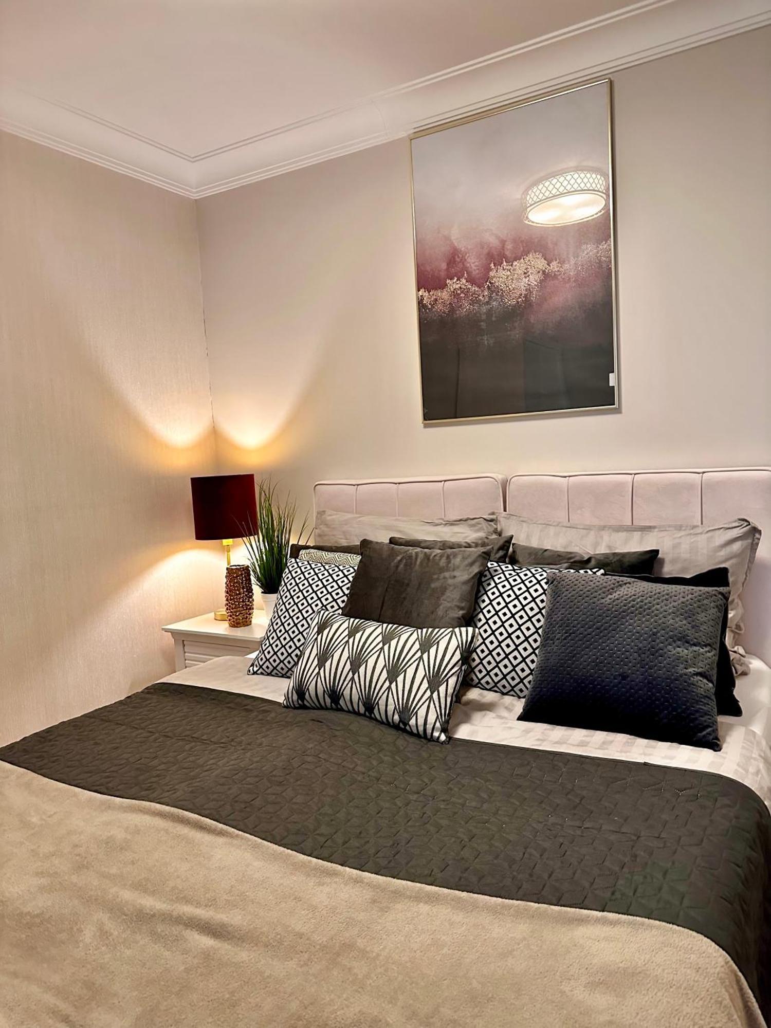 Apartamenty Kielce- Apartament Saphire Przy Zalew Kielecki, Faktura, Parking, Centrum Esterno foto